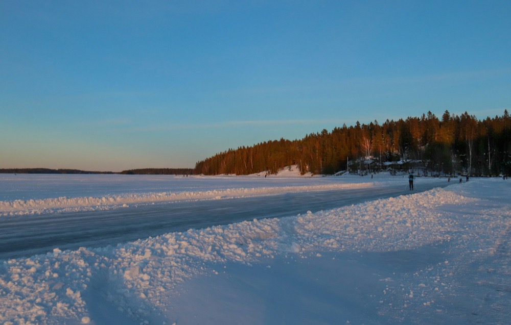 Schaatsbaan op het Saimaameer bij Punkaharju